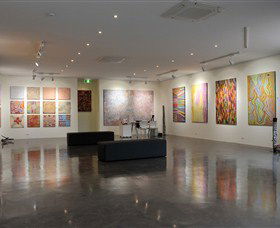 Muk Muk Fine Art - Tourism Hervey Bay 0