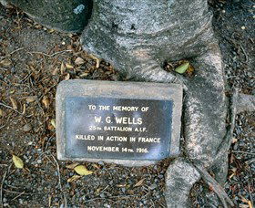 Eumundi War Memorial - Tourism Hervey Bay 0