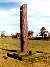 The Flood Memorial Or The Stump - Tourism Hervey Bay 0