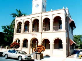 Mackay Town Hall - Hervey Bay Accommodation 0