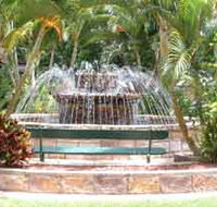 Bauer and Wiles Memorial Fountain - Hervey Bay Accommodation