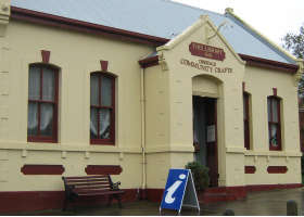 Drysdale Community Craft Shop - Hervey Bay Accommodation 0