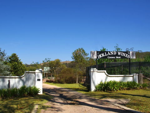 Holland Wines - Hervey Bay Accommodation 3