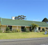 The Black Swan Gallery - Hervey Bay Accommodation