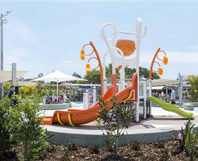 Gladstone Aquatic Centre - Hervey Bay Accommodation 0