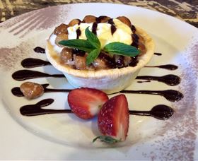 Hollydene Estate Wines And Vines Restaurant - Hervey Bay Accommodation 7