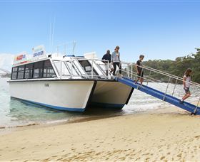 H2O Maxi Taxis - Tourism Hervey Bay 1