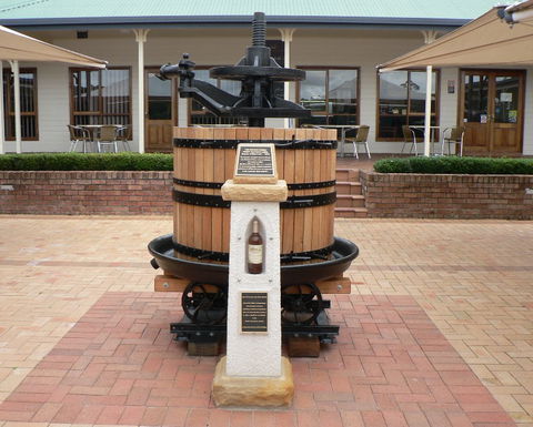 Best Tour - Hervey Bay Accommodation 1