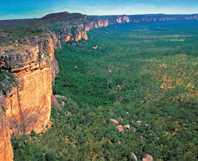 AAT Kings Guided Tours (Top End) - Tourism Hervey Bay 0