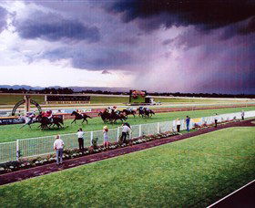 Hawkesbury Race Club - Hervey Bay Accommodation 0