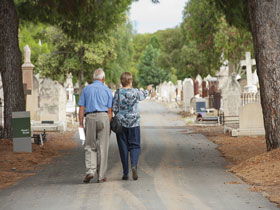 Heritage Highlights Interpretive Trail - West Terrace Cemetery - Hervey Bay Accommodation 0