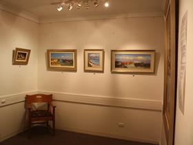 David Sumner Gallery - Hervey Bay Accommodation 1