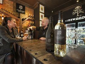 Maximilian's Restaurant And Sidewood Estate Cellar Door - Hervey Bay Accommodation 3