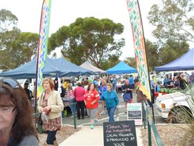 Riverland Farmers Market - Hervey Bay Accommodation 1