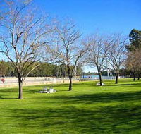 Lock 10 and Weir - Hervey Bay Accommodation