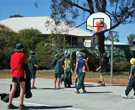 EE Parr O.B.E. Park - Hervey Bay Accommodation 0