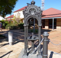 Witcombe Fountain - Hervey Bay Accommodation