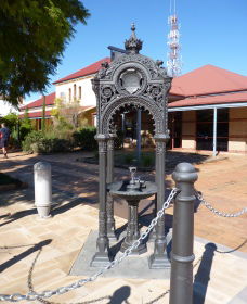 Witcombe Fountain - Hervey Bay Accommodation 0