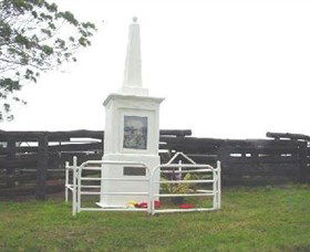 Evelyn Scrub War Memorial - Hervey Bay Accommodation 0