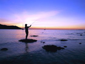 Fishing At Magnetic Island - Tourism Hervey Bay 0