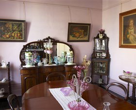 Jerilderie Historic Residence - Historic Home And Gardens - Tourism Hervey Bay 0