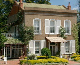 Antique Corner And Objects De Art - Hervey Bay Accommodation 0