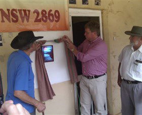 Peak Hill FM Community Radio Station - Tourism Hervey Bay 1