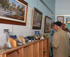 Peak Hill Art Gallery - Hervey Bay Accommodation 1