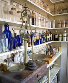 Dow's Pharmacy - Tourism Hervey Bay 0