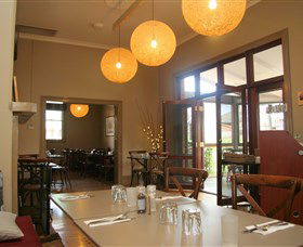 Gerry's @ The Commercial Hotel - Hervey Bay Accommodation 3