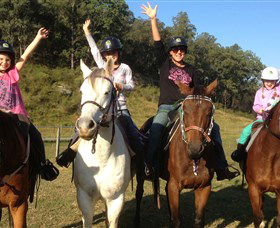 Chapman Valley Horse Riding - Tourism Hervey Bay 1