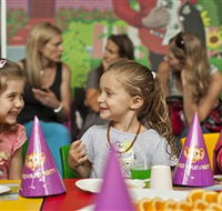 Monkey Mania - Tourism Hervey Bay