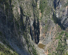 Wollomombi Falls - Tourism Hervey Bay 2