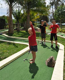 Hunter Valley Aqua Golf And Putt Putt - Hervey Bay Accommodation 0