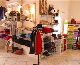Australian Alpaca Barn - Hunter Valley Gardens - Hervey Bay Accommodation 1
