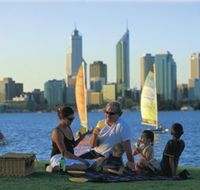 Swan River Foreshore - Hervey Bay Accommodation