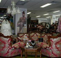 Ussed and Abbussed - Hervey Bay Accommodation