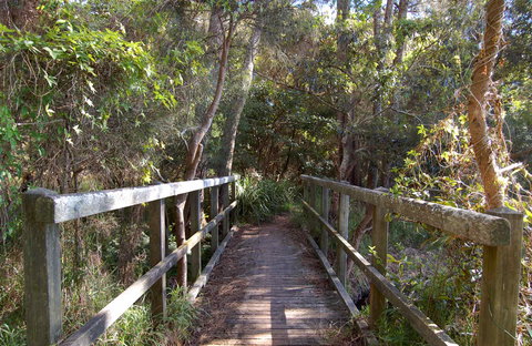 Lake Macquarie State Conservation Area - Hervey Bay Accommodation 2
