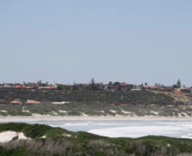 Back Beach - Geraldton - Hervey Bay Accommodation 1
