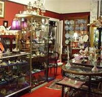Nerilee Antiques - Hervey Bay Accommodation