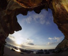 Caves Beach NSW Hervey Bay Accommodation
