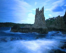 Cathedral Rocks - Tourism Hervey Bay 1