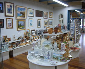 Ferry Park Gallery - Hervey Bay Accommodation 0