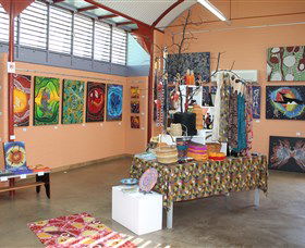 Dunghutti Ngaku Aboriginal Art Gallery - Hervey Bay Accommodation 0