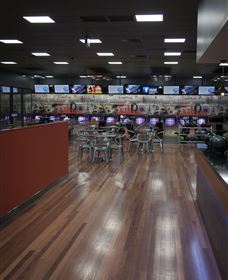 Club300 Bowling And Bar - Hervey Bay Accommodation 0