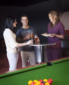 Club300 Bowling And Bar - Hervey Bay Accommodation 5