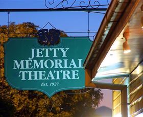 Jetty Memorial Theatre - Hervey Bay Accommodation 0