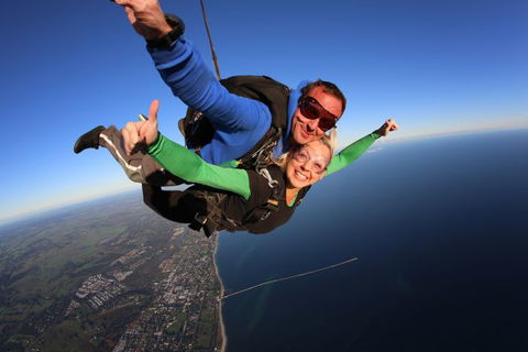 Skydive Geronimo - Tourism Hervey Bay 5