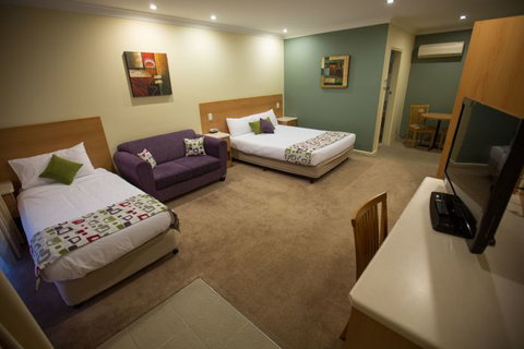 Ibis Styles Orange - Hervey Bay Accommodation 0