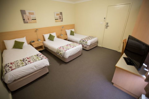 Ibis Styles Orange - Hervey Bay Accommodation 3